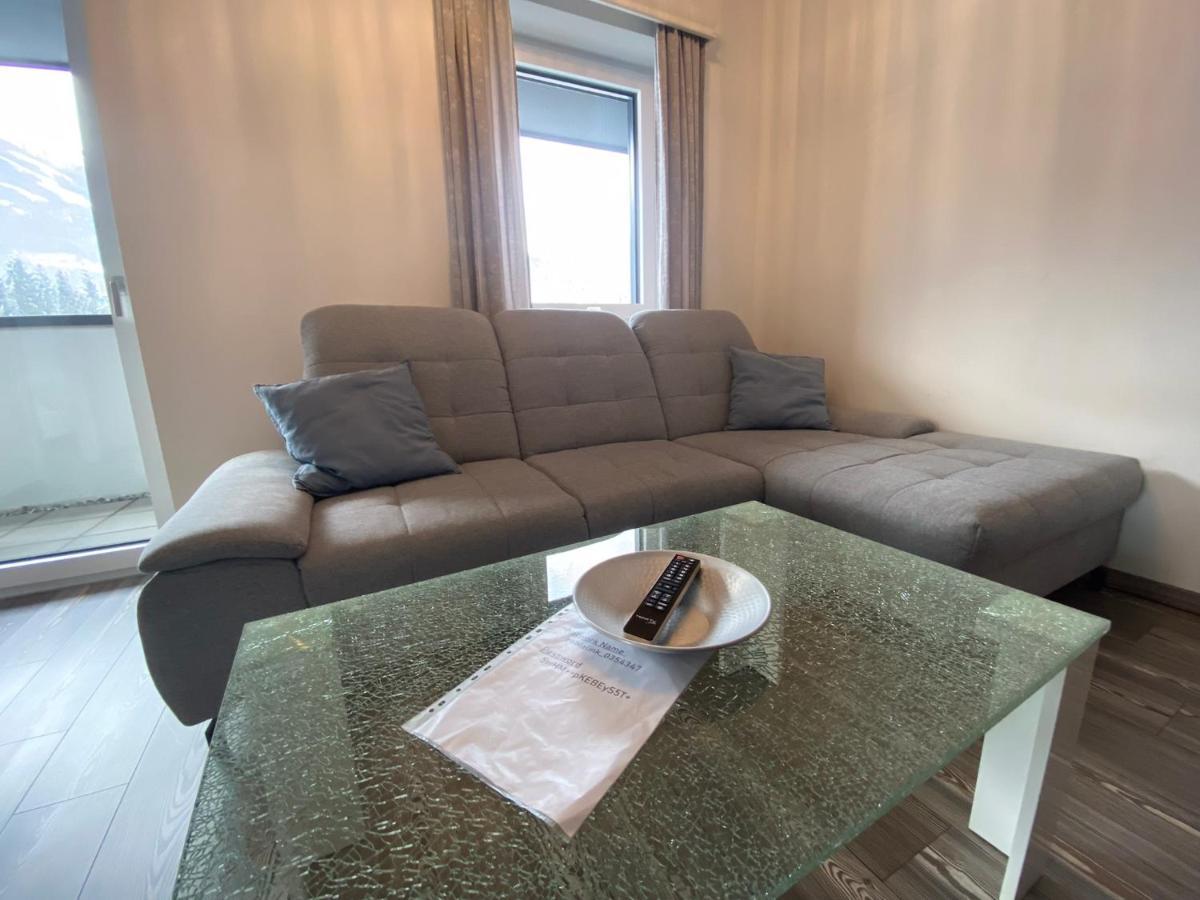 Lungau Living Appartements - Penthouse ザンクト・ミヒャエル・イム・ルンガウ エクステリア 写真