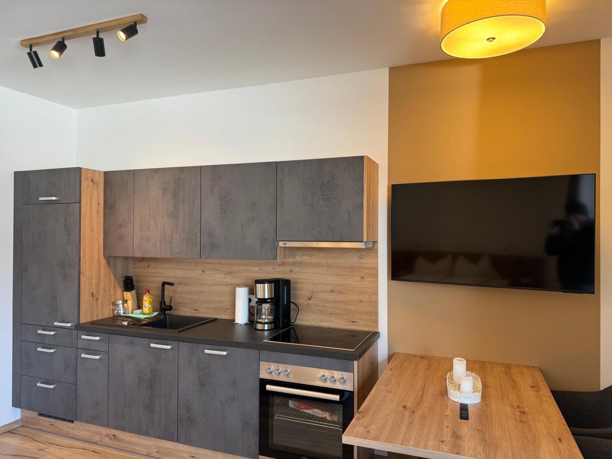 Lungau Living Appartements - Penthouse ザンクト・ミヒャエル・イム・ルンガウ エクステリア 写真