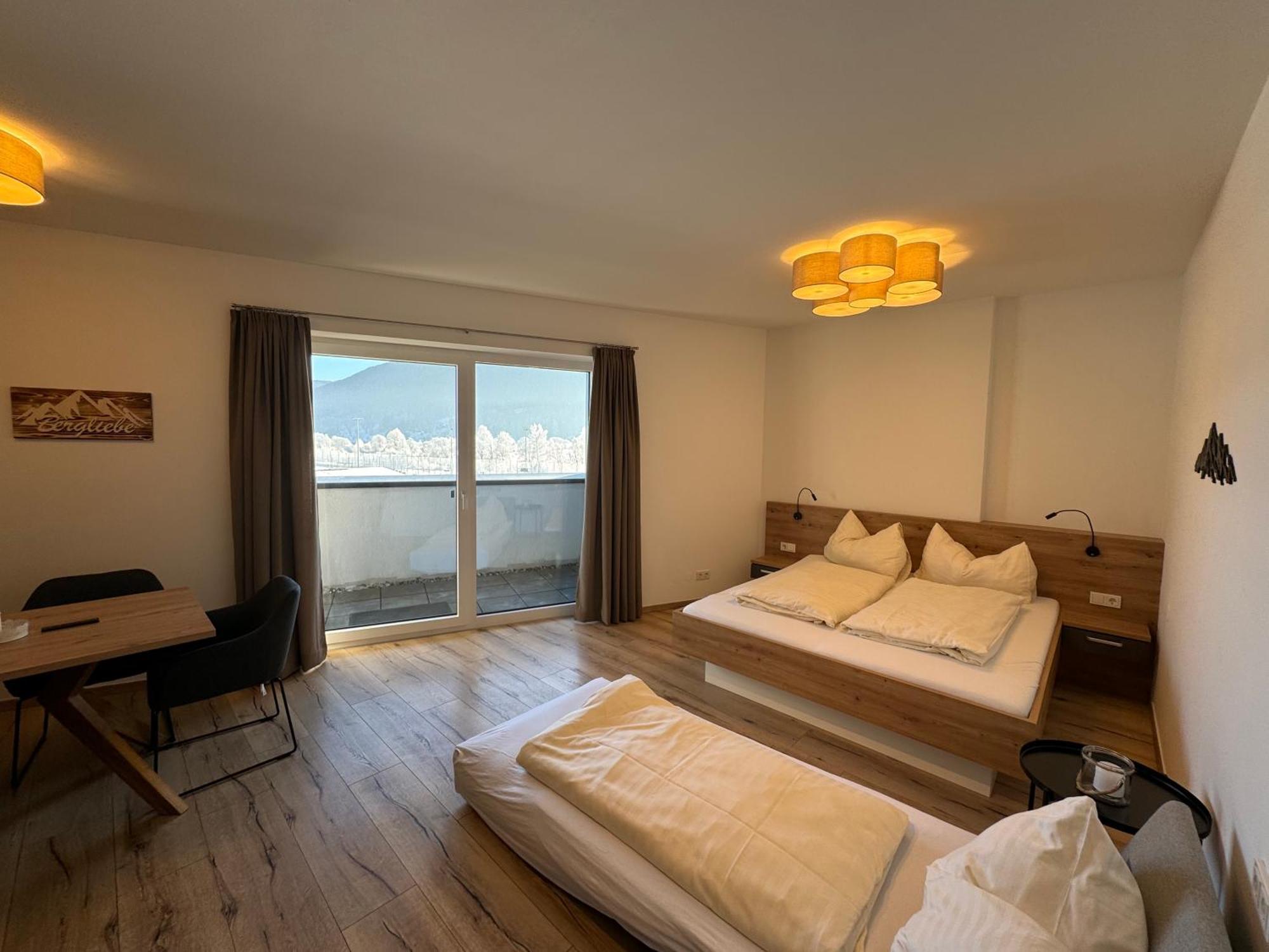 Lungau Living Appartements - Penthouse ザンクト・ミヒャエル・イム・ルンガウ エクステリア 写真